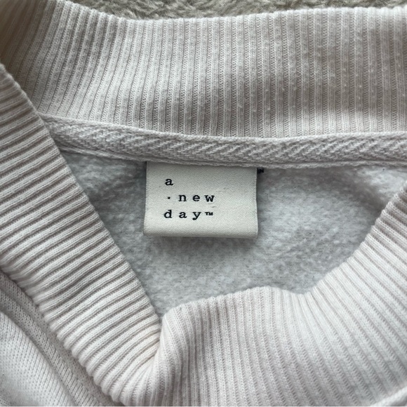 A New Day Cream Relaxed Sweatshirt with Mandarin Collar - Picture 5 of 5